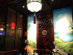 餐具摆设-不二舟食府(车站南路店)