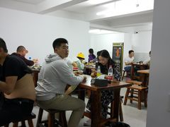 大堂-宝瑞门钉肉饼店