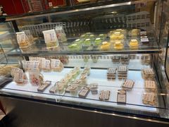 面包甜点陈列柜-吴越糕享(常熟万达店)
