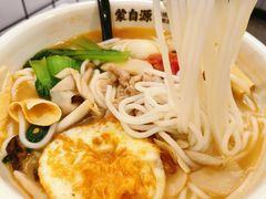 -蒙自源米线大王(东方宝泰店)