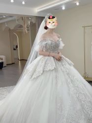 -乔伊婚纱