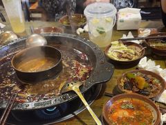 -黄潇洒老火锅(九眼桥宏济巷店)
