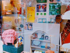 -LADY FAFA(巨鹿路陕西南路路口店)