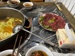 -乳仔牛牦牛汤锅 烤羊排(松潘古城店)