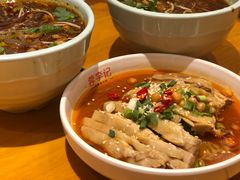 -蓉李记成都名小吃(二七万达店)