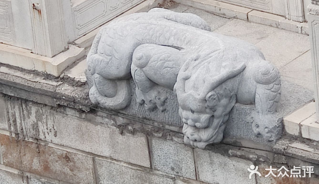 庆丰闸遗址上的镇水兽趴蝮