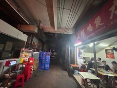 -威邵鸡煲(西华路总店)