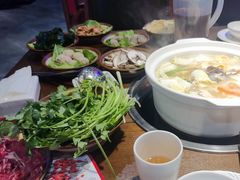 -红牌美蛙鱼头火锅(万辉国际广场店)