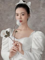 -王子宫殿婚纱摄影(环山路总店)