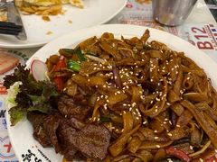 黑豉油皇炒牛河-九龙冰室(动漫星城店)