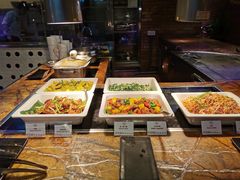 自助取餐区-广州中心皇冠假日酒店-环市食坊·海鲜自助餐厅