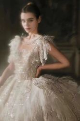 -Lady  Jane高端婚纱礼服馆