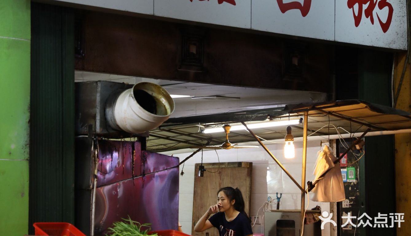 潮州的深夜海鲜档，才是开启真正的饕餮之旅的时间