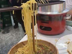 -嗨辣小聚·盘锦河蟹·海鲜烧烤龙虾(盘锦十年好店)