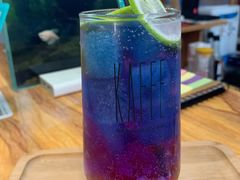 -Rabbit Cafe私房西餐甜点咖啡(栖霞路店)