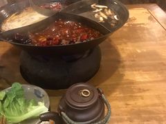 -白乐天毛肚火锅馆(解放碑店)