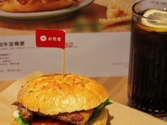 -必胜客(东大桥店)