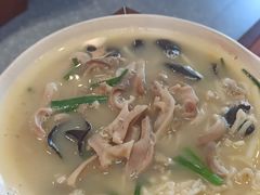 -华盛园卷子王农家菜水库鱼