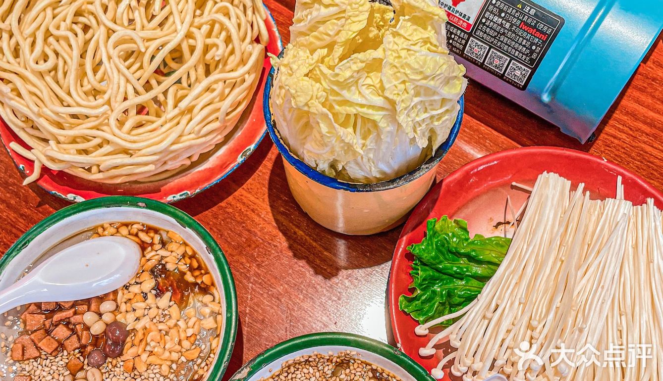 湘派牛腩煲✔️大口吃肉的快乐谁懂？