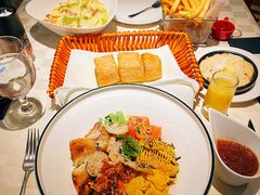 鸡肉大虾鲜蔬波奇碗-西堤牛排(南京龙江店)