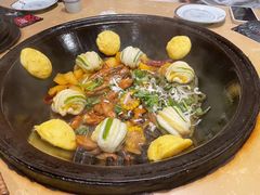 -万里闯关东铁锅炖菜馆(高新旗舰店)