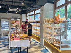 -85度C(生甜甜圈研究工坊·上海平凉店)