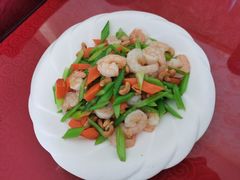 -鑫渔港海鲜本地菜·山海关浑锅(东戴河店)