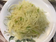 -爱的果实月嫂育婴师(世纪东方店)