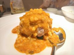 （黄袍加身）蟹黄狮子头-狮王府淮扬菜(万象城店)