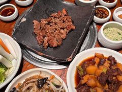 -萨拉伯尔(燕莎友谊商城店)