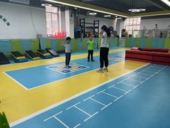 -逗你运动体能训练中心(冠城店)
