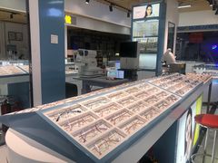 -三叶眼镜城(青云路店)