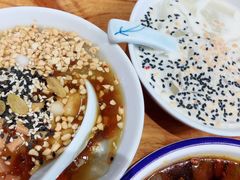 -怪噜范·老贵阳街头名小吃(数博万达店)
