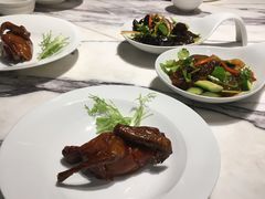 烤乳鸽-怡品堂·金宴 (北京索菲特大酒店)