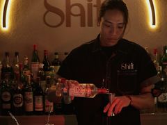-Shift cocktail bar鸡尾酒吧