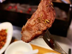 烤羊腿-关二碳烤羊腿(龙翔路店)