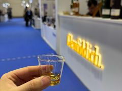 -上海跨国采购会展中心