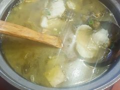 -周鱼小馆石锅酸菜鱼(活力汇店)