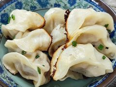 -无名氏宵夜小摊(祝家三姐妹馄饨店)