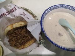 -穆得·老周家牛肉烧饼(普利街店)