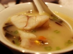 堂灼深水黄鱼-龙宴海鲜城(经中路店)