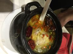 琬苑乳鸽酒家(解放碑店)-琬苑鸽庄·川粤融合菜(解放碑总店)