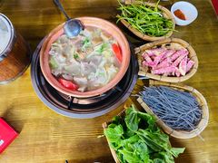 -阿婆情腊排骨火锅(金虹路店)