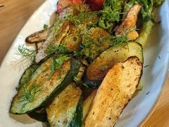 -LESCEDARS Brasserie Bistro香柏树