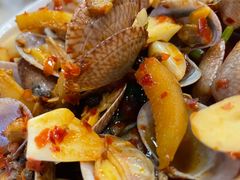 -凤凰路何眼镜香辣蟹(花果园店)