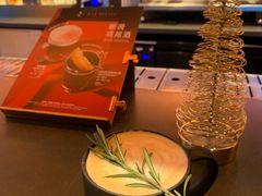 -星巴克臻选(上海合生汇1F店)