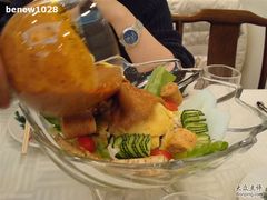 霸王鸡倒酱汁中~-花家怡园
