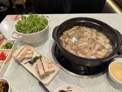 -烹然四季椰子鸡火锅(团结湖总店)