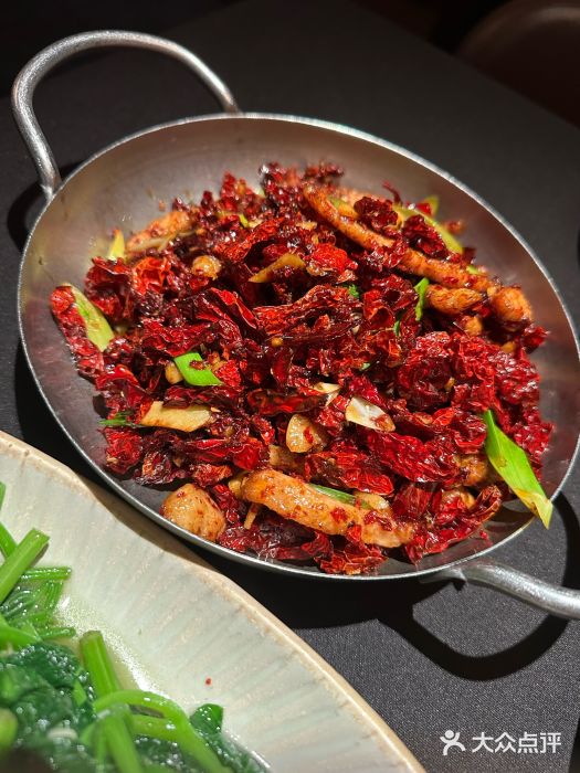 山石榴·贵州菜(丰盛里店)宫爆松板肉图片