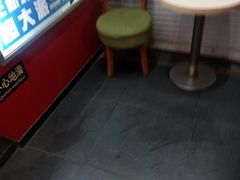 -正新鸡排(西小区店)